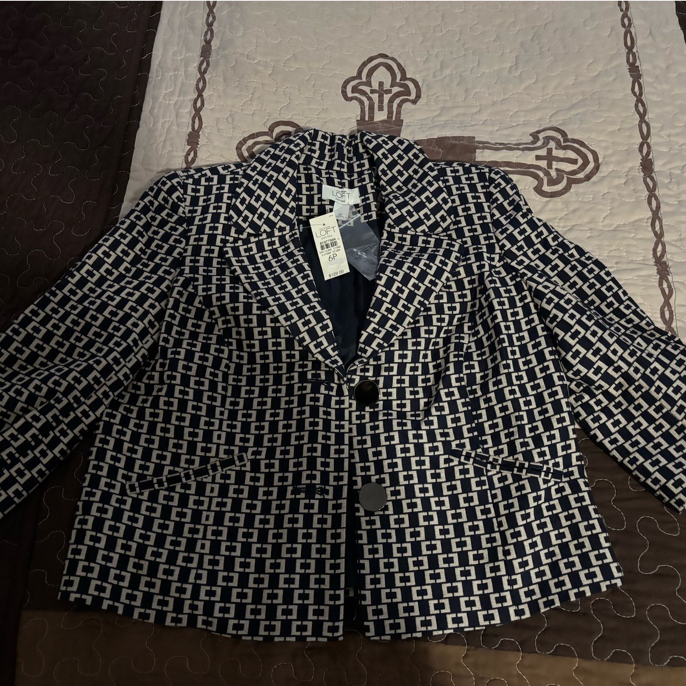 Ann Taylor Loft Black and Cream Geometric Jacket